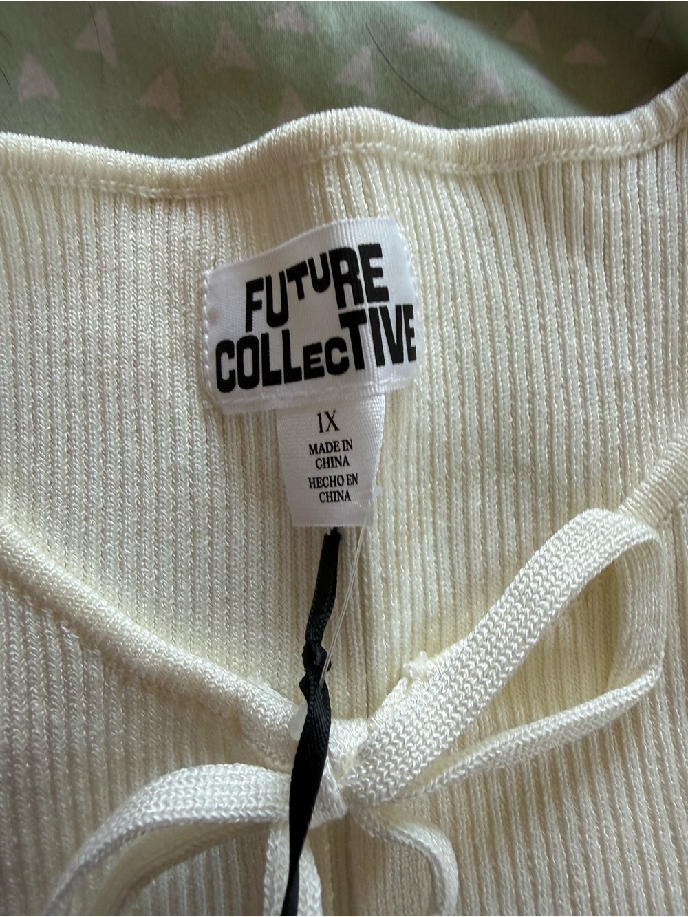 Tie-Front Ribbed Cream Tank Top - Picture 3 of 4
